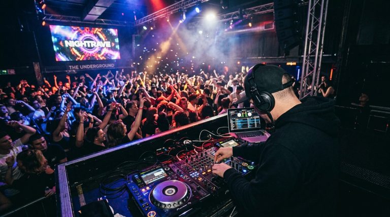 Muzyka na żywo i oprawa weselna z udziałem profesjonalnego dj-a